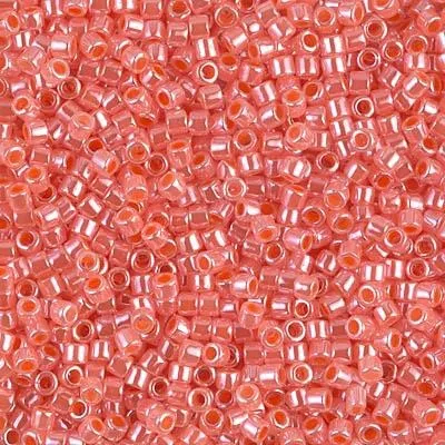 DB00-0235, Miyuki 5.2g Salmon Luster Lined Crystal