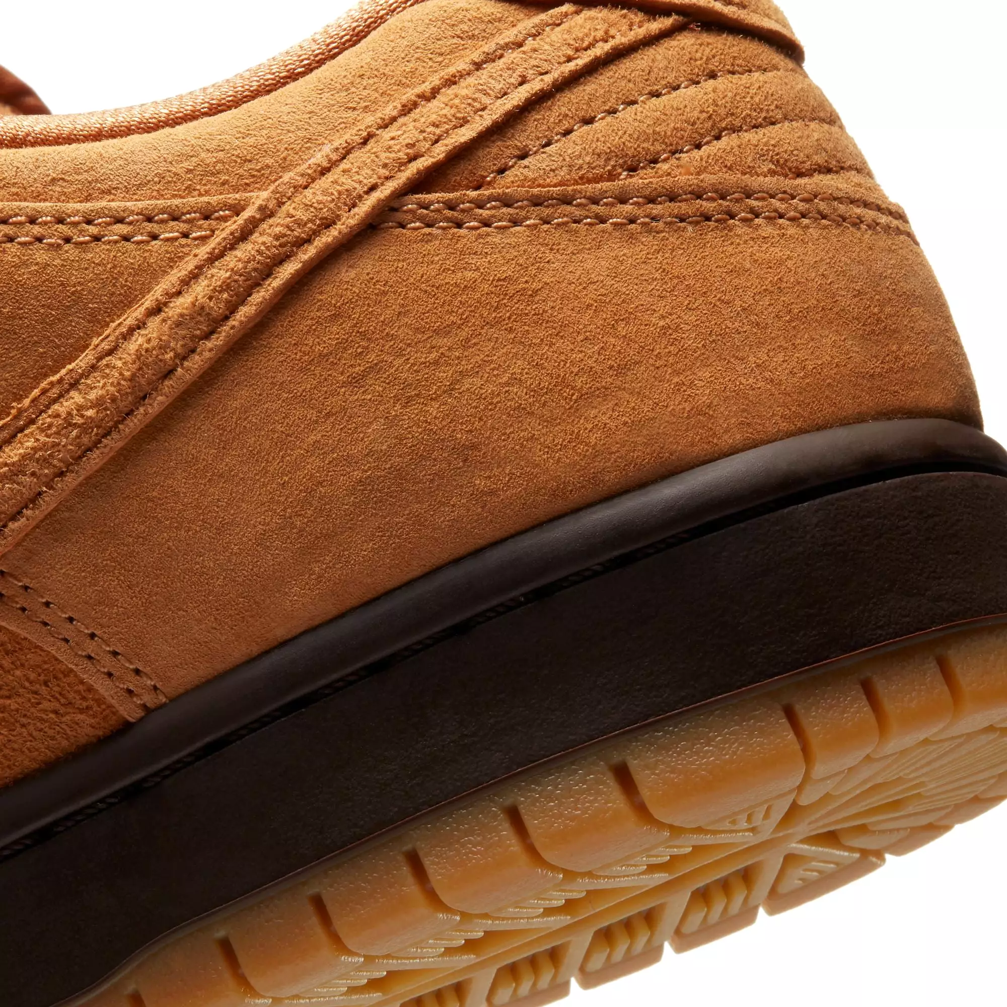 DUNK LOW PRO FLAX / BAROQUE BROWN