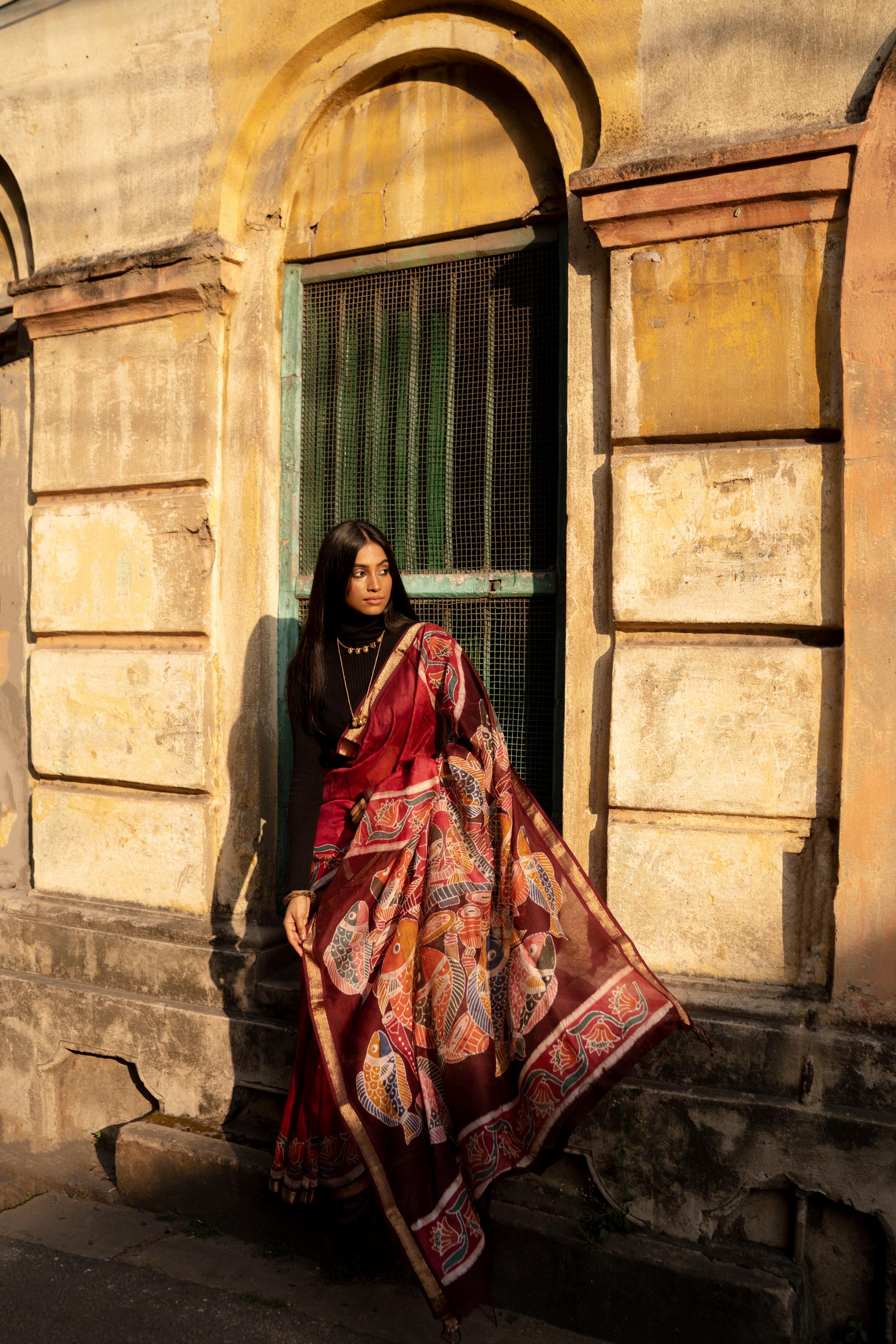 Narmada Manchali Batik Pattachitra Red Maheswari saree