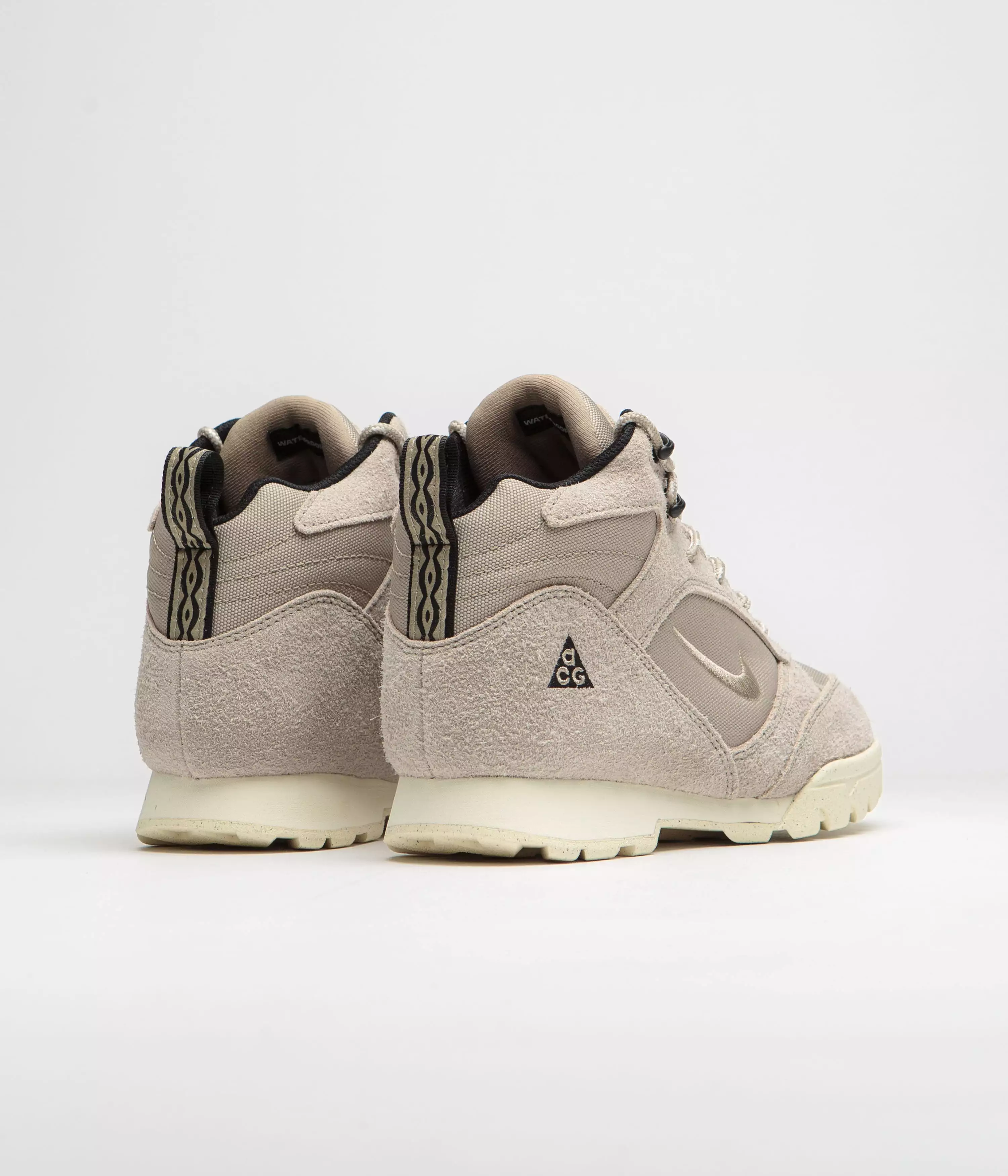 Nike ACG Torre Mid Waterproof Shoes - Khaki / Khaki - Coconut Milk - Black