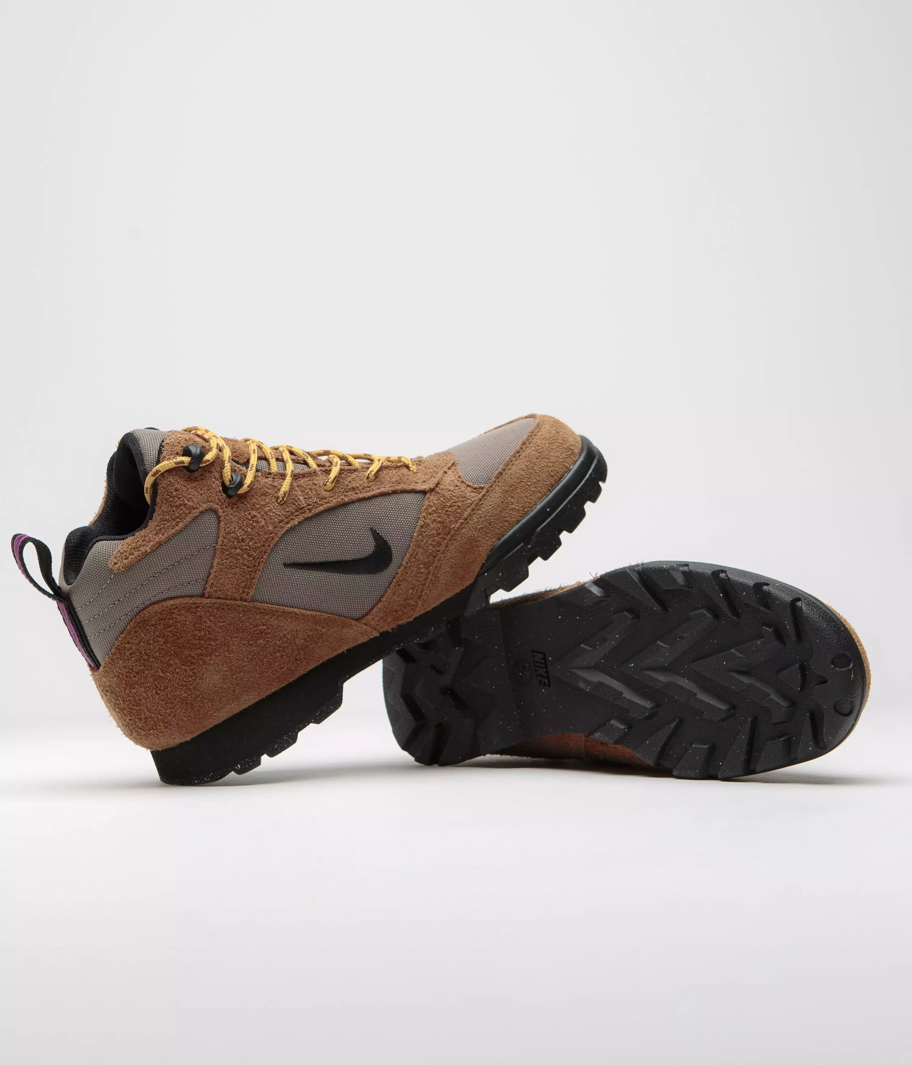 Nike ACG Torre Mid Waterproof Shoes - Pecan / Black - Olive Grey - Red Plum