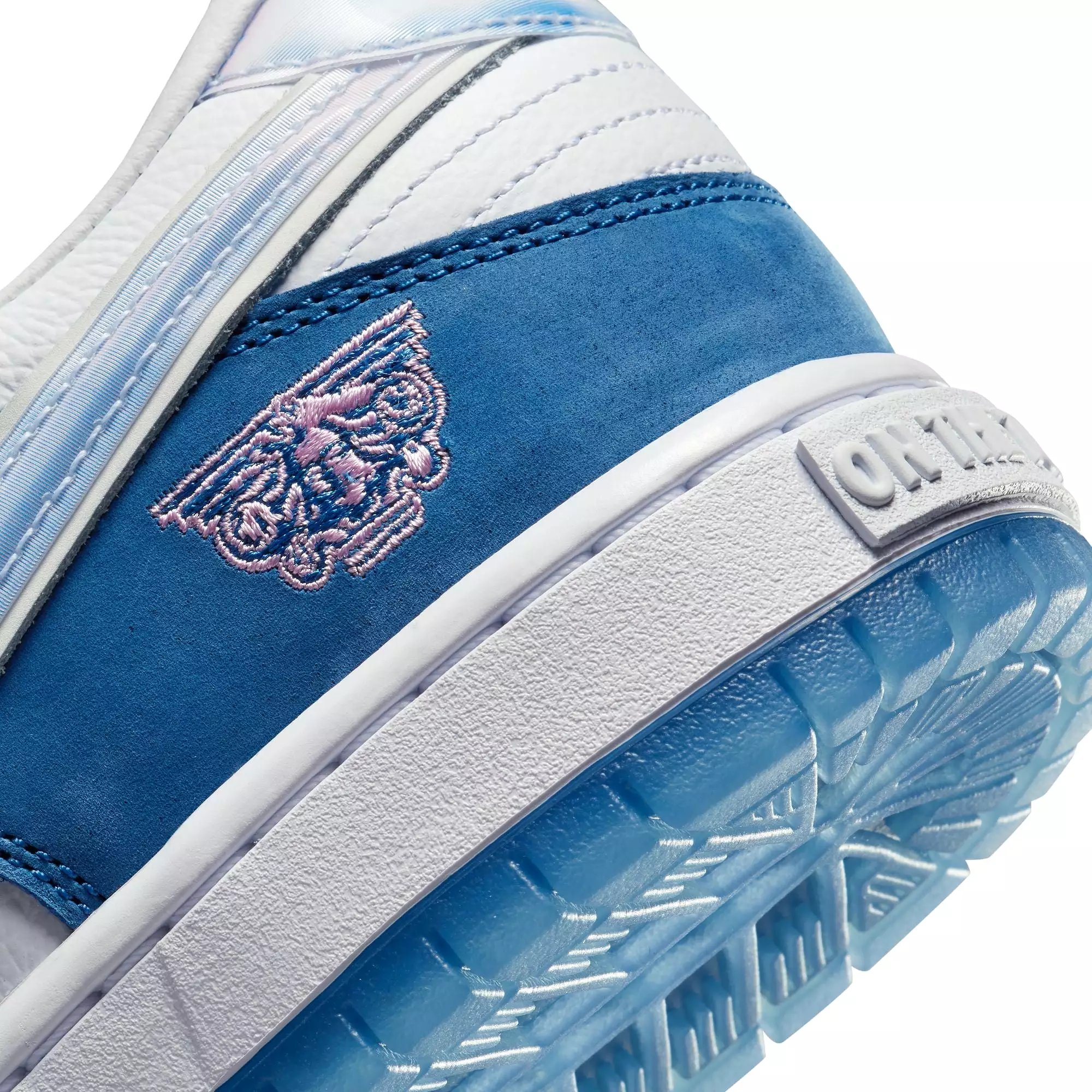 NIKE SB DUNK LOW BORN X RAISED