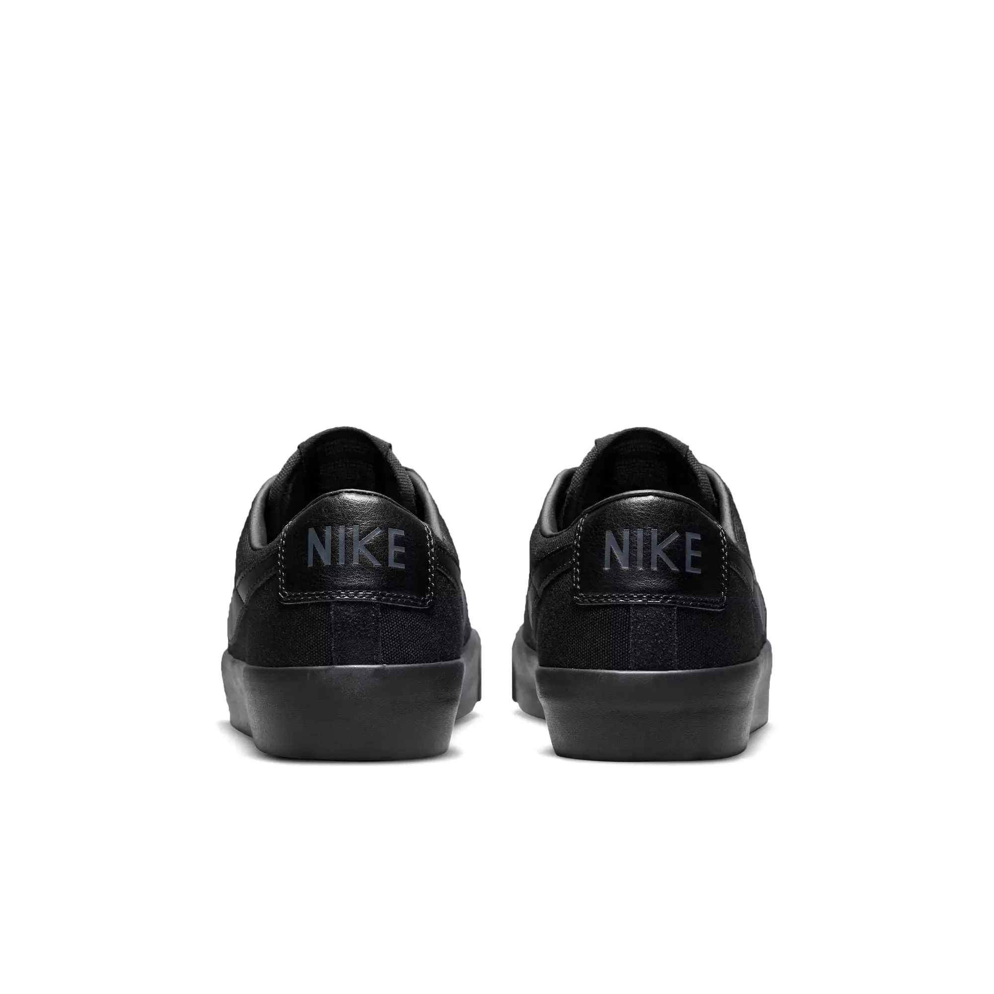 Nike SB Zoom Blazer Low Pro GT - Black/Black-Black-Anthracite