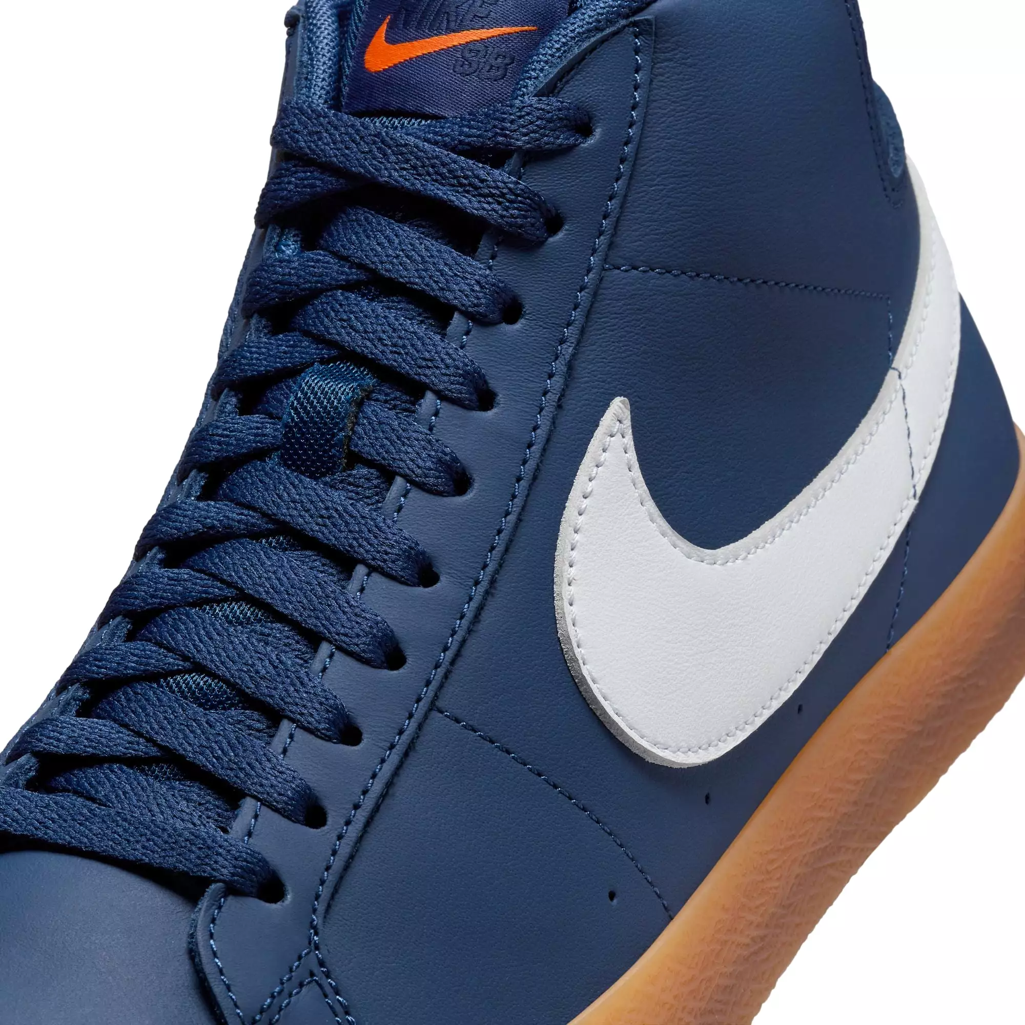 Nike SB Zoom Blazer Mid - Navy/White-Navy Gum Lt. Brown