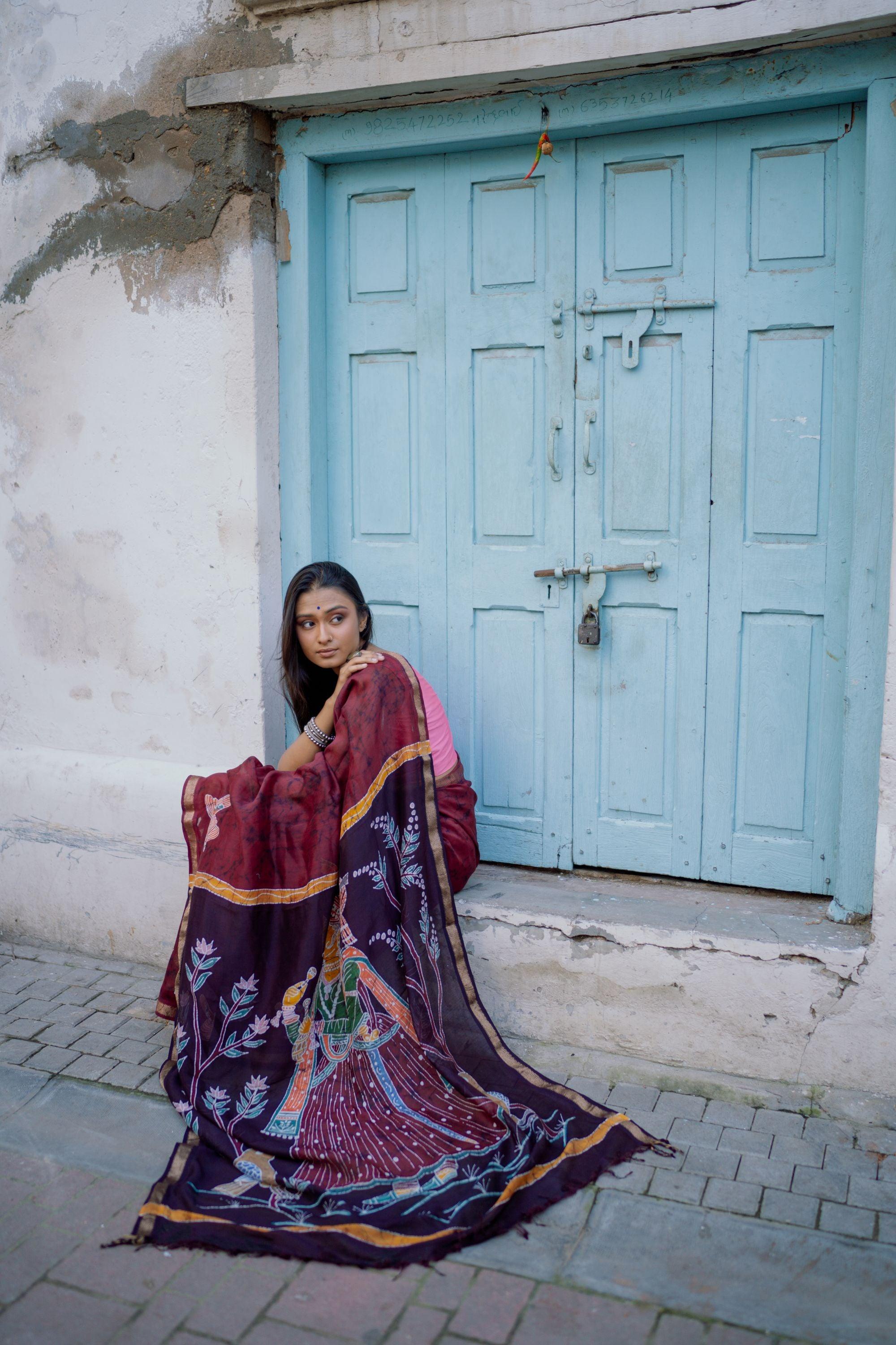 Ragini in the forest  -  Narmada Batik Maheshwari saree